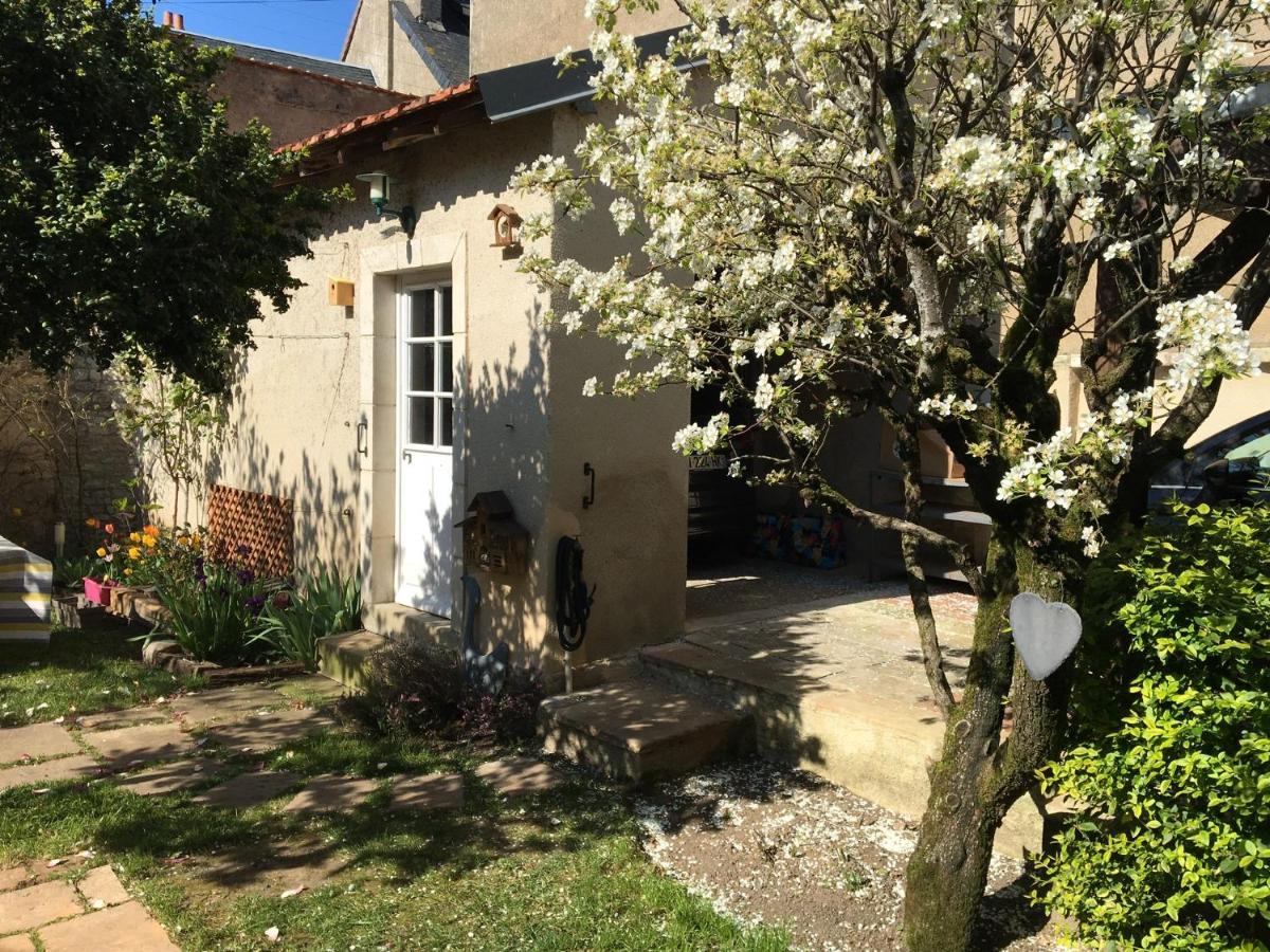 La Maison De Montaboulin Chateauroux Exterior photo